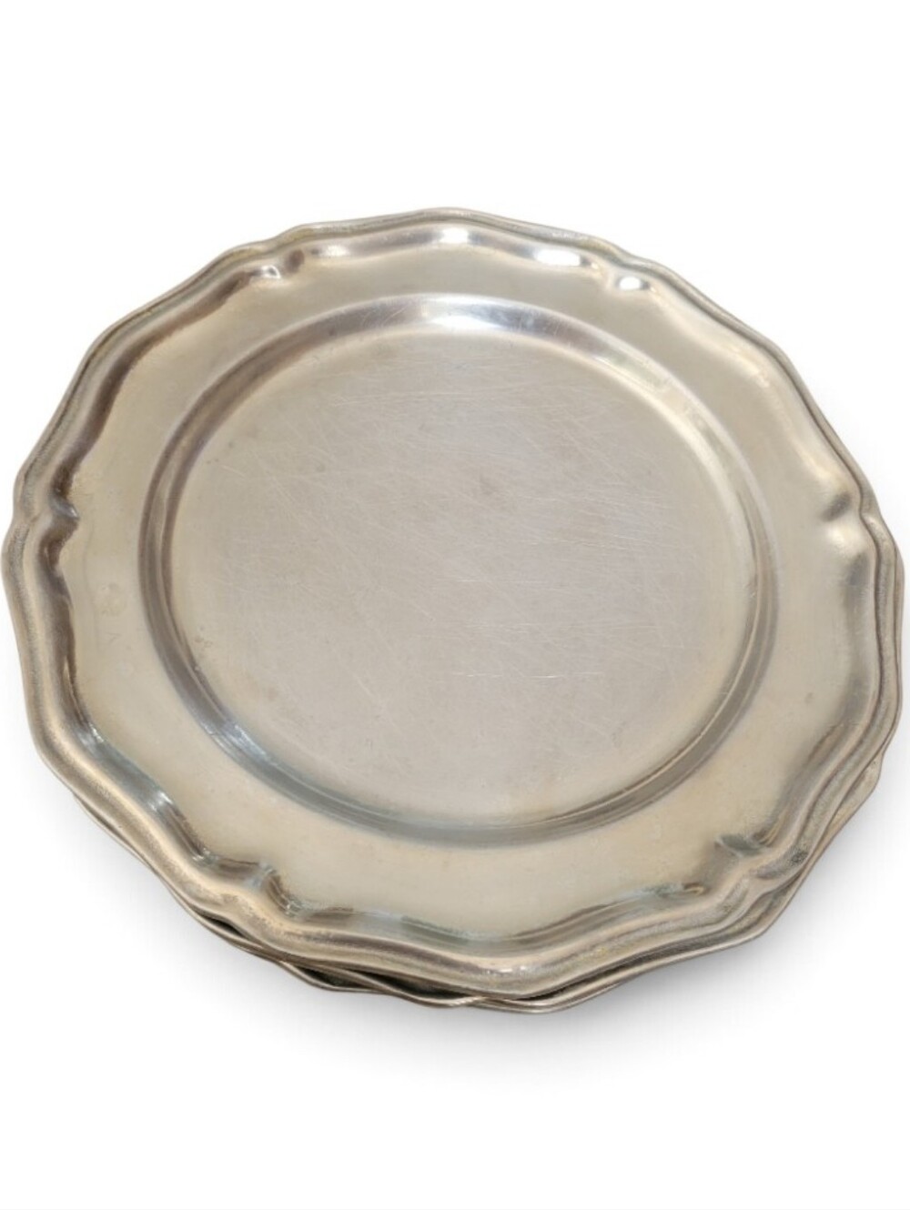 Set of 3 - Silver Scalloped Metal Dinner Plates